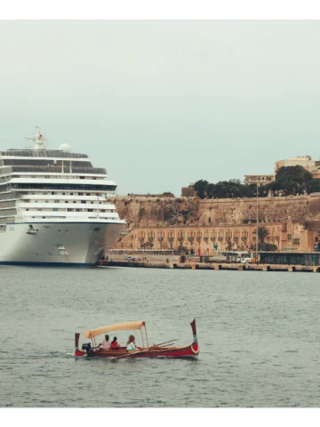 Akdeniz Gemi Turları